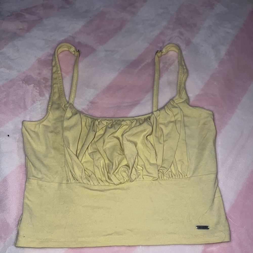 Yellow hollister top, size M